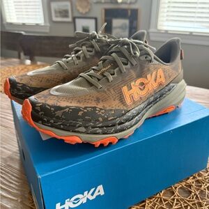 Hoka Men’s SpeedGoat 6 - Olive and Orange… Size 11